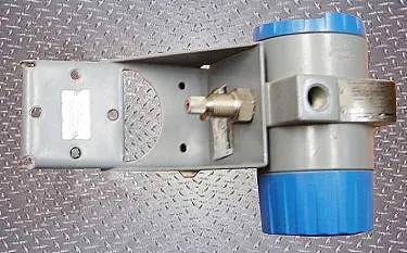 Foxboro #83S-D03TNA, Vortex Flowmeter Sensor, 150 psi @ 100 F, 78.512 ...