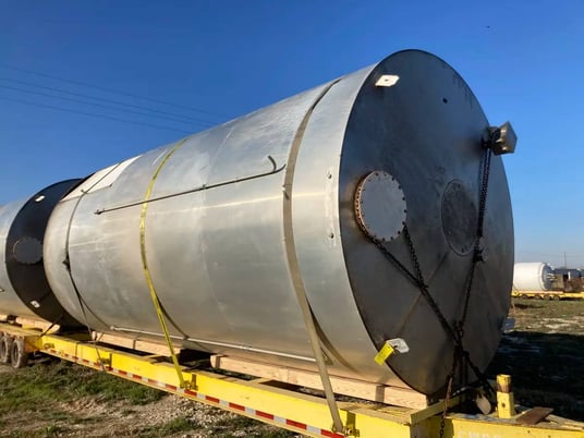 9136 gallon, Stainless Soy Bean Oil Silo, 22.9 min. Circ. capacity, 25 max Circ. Fuse, 15 kW, 480 VAC - Image 4