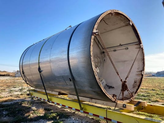 9136 gallon, Stainless Soy Bean Oil Silo, 22.9 min. Circ. capacity, 25 max Circ. Fuse, 15 kW, 480 VAC - Image 7