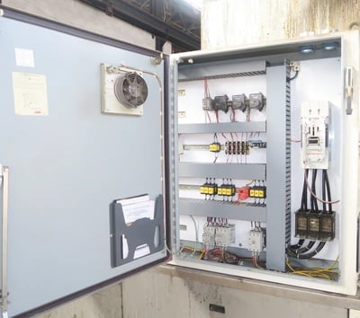 CAE Ransohoff, 3-Stage Conveyor Parts Washer, 36" x 14", Variable speed 1-10 FPM, 2010 - Image 4