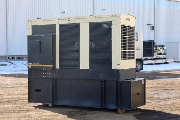 400 KW Kohler #400REOZDD, generator, enclosed, 565 hours, 2009, #090651 - Image 2