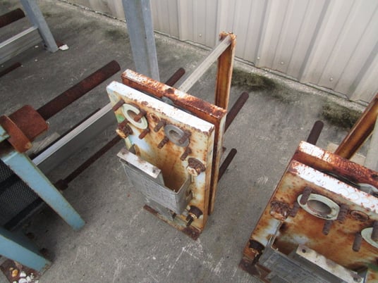 8 sq.ft., APV, 1" plate pack thickness, 8" W x 22" L plates, 145 psi, 300&deg;F, 7-plates, 1994 - Image 1