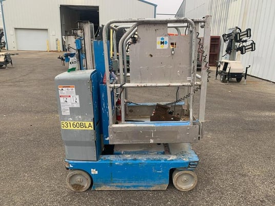 Genie #GR-12, scissor lift, S/N GRP-50403, 2017 - Image 1