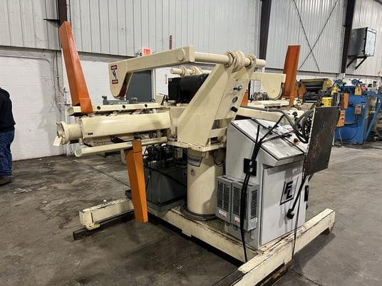 4000 lb. Feed-Lease #DAPR-4M-24, double end motorized coil reel, 24" width, 72" outside dimensions, 16"-21" - Image 4