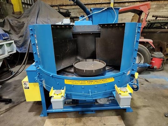 17" Wheelabrator #A3-44873, newer style multi-table machine, (1) 25 HP wheel, dust collector, 2004 - Image 1
