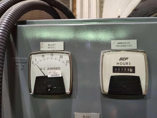 17" Wheelabrator #A3-44873, newer style multi-table machine, (1) 25 HP wheel, dust collector, 2004 - Image 2
