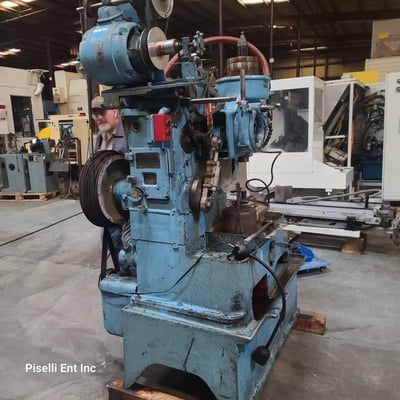 Fellows #7A, vertical gear shaper, 2" stroke, 7" dia. capacity, 2-3/4" spindle diameter, 6" riser assembly, - Image 2