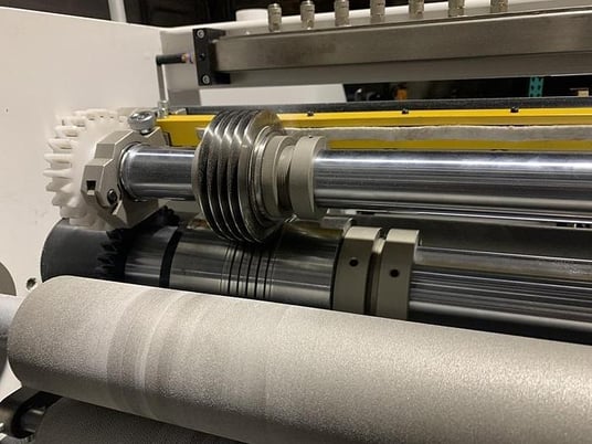 SRC Systems #SP06, 6 head spooling line, 19" spool diameter, 19" material width, 40" parent roll diameter - Image 4