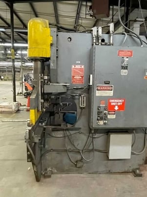 150 Ton, Pacific #K150-17.5, hydraulic press brake, 17.5' OA, 192" between housing - Image 3