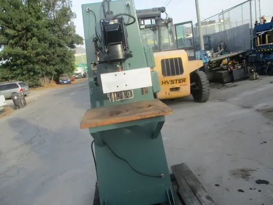 Cemco, multi spindle drill press / vertical boring machine wood or aluminum - Image 2