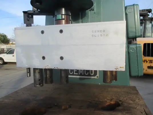 Cemco, multi spindle drill press / vertical boring machine wood or aluminum - Image 6