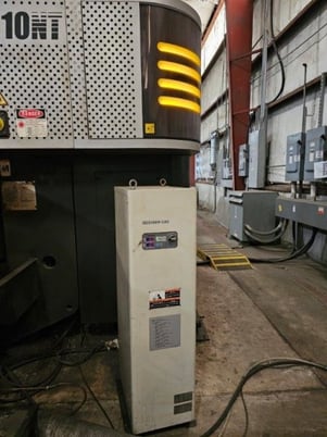 33 Ton, Amada #ELMK3610NT, CNC turret punch, 4000 watt, 60" x100", approx 32500 hours, 2011 - Image 3