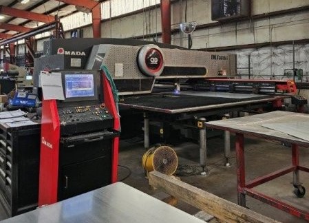 33 Ton, Amada #ELMK3610NT, CNC turret punch, 4000 watt, 60" x100", approx 32500 hours, 2011 - Image 4