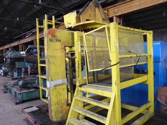 40000 lb. Custom, c-hook, 60" W, 84" OD, powered horizontal rotation, 54" arm length, 44" vertical throat - Image 2