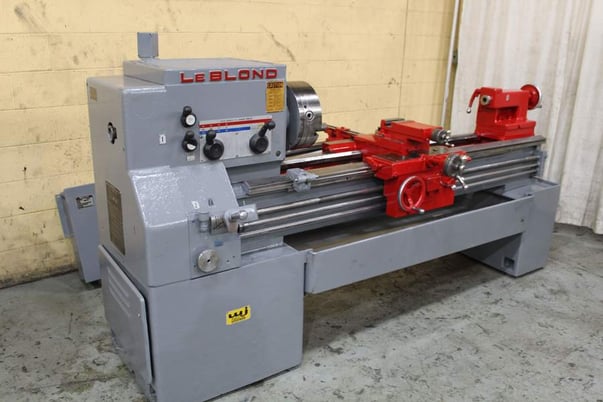 19" x 54" LeBlond #Regal, engine lathe, 12-1/4" swing over cross slide, 4-jaw 12" chuck, taper attachment, 10 - Image 2