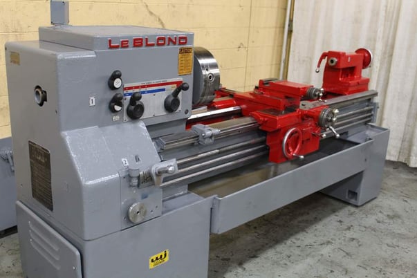 19" x 54" LeBlond #Regal, engine lathe, 12-1/4" swing over cross slide, 4-jaw 12" chuck, taper attachment, 10 - Image 3