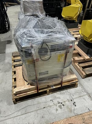 Fanuc, R-2000iB/165F, 6-Axis robot with R-30iB Control, 165 Kg, 2655mm reach, 2013, #105138 - Image 7
