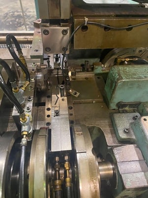 Nilson #751, 4-slide, 1/16" wire diameter, 3/4" width strip, 3" feed length, 40-400 PPM, straightener - Image 5