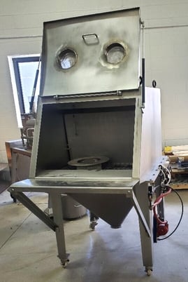 Powder Technologies Inc, 31" x 42" L x 25" H Stainless Steel bag dump station, hopper on caster - Image 3