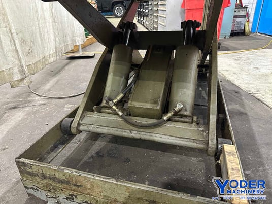 Hydraulic scissor lift table, 30" W x 60" L - Image 3