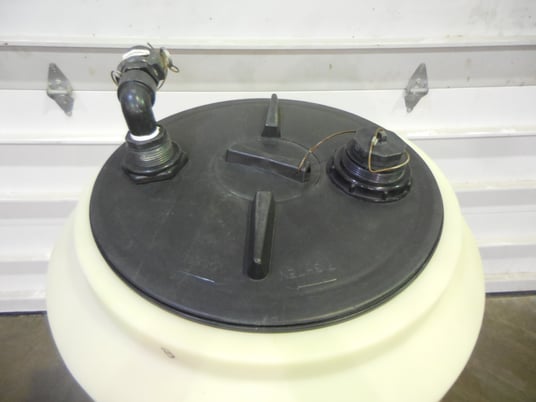 General Electric #NX122, Betz Spectrus, 80 gallon poly cylinder CDS tank w/spill container - Image 6