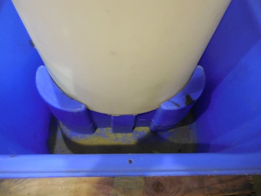 General Electric #NX122, Betz Spectrus, 80 gallon poly cylinder CDS tank w/spill container - Image 8