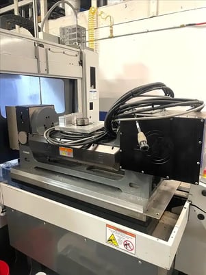8.3" Haas #TR-210, 5-Axis rotary trunnion table, 8.3"platter diameter, 23.5"max part swing, 2019, S45204 - Image 1