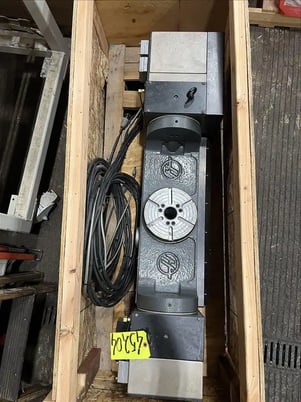 8.3" Haas #TR-210, 5-Axis rotary trunnion table, 8.3"platter diameter, 23.5"max part swing, 2019, S45204 - Image 3