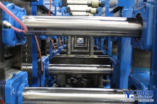 7 Stand, Yoder #M2-1/2, rollformer, 2-1/2" shaft diameter, 14" roll space, side pass rolls, 60 HP - Image 6