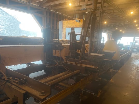 Edmiston, 4 Head Block Circular Sawmill, Running daily, 1987 - Image 6