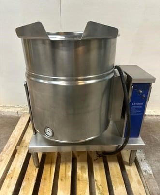 20 gallon Cleveland #KET-20-T, Stainless Steel electric jacketed kettle, 208 V., 3-phase - Image 1