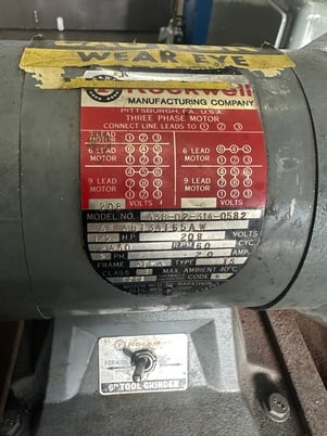Rockwell #438-02-314-0582, Carbide Tool Grinder, 6" x 1" wheel, 7-1/4" x 12-3/4"table - Image 2