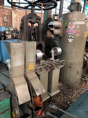 Hammond #7VRO-C, vari-speed, 7-1/2 HP, 1-1/4" arbors, backstands & DK-8 DusKolector - Image 7