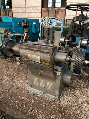 Hammond #7VRO-C, vari-speed, 7-1/2 HP, 1-1/4" arbors, backstands & DK-8 DusKolector - Image 8