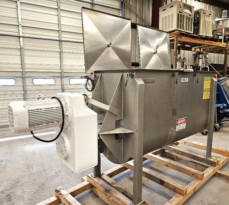 36 cu.ft. American Process #DRB36, Stainless Steel ribbon blender, 5/10HP, 80" L x 32" W x 35" D trough - Image 1