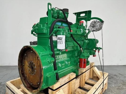 John Deere #6068HF150, Engine Assembly - Image 2