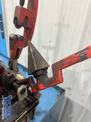 1/4" - 2" Ridgid #1822-I, bolt & pipe threader, 1/8"-2" pipe capacity, standard threading die, 1-1/2 HP - Image 6