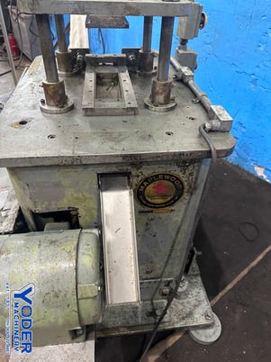 8 Ton, Maplewood #CO, 4-post cut-off press, 2 stroke, 10" btwn posts, air clutch, 1-1/2 HP - Image 2