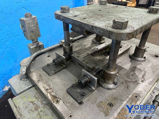8 Ton, Maplewood #CO, 4-post cut-off press, 2 stroke, 10" btwn posts, air clutch, 1-1/2 HP - Image 9