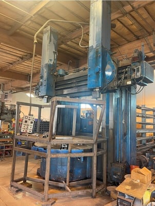 78" Rafamet #KCF-200, vertical boring mill, 96" swing, 2 swiveling ram heads, 4-jaw table - Image 4