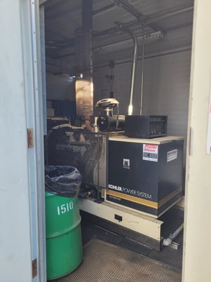 100 KW Kohler #100RZ72, standby natural gas generator set, 480 Volts, 145 / 6421 hours - Image 3