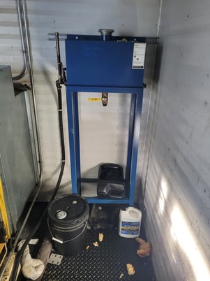 100 KW Kohler #100RZ72, standby natural gas generator set, 480 Volts, 145 / 6421 hours - Image 10