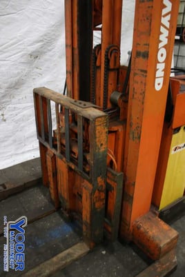 Raymond forklift truck - Image 4