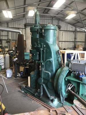 4011 psi Nazel #4B, pneumatic forging hammer, 15 HP motor, 2020 - Image 2