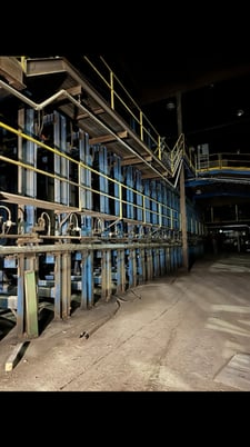 CAE Newnes #26 Bay Bin Sorter, Moore multisaw trimmer, floor chains, unscrambler, stacker - Image 2