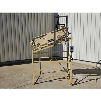 15" x 60" Prater Industries #VS1-15-1E, Carbon Steel single deck vibrating screener separator, 1 HP - Image 3