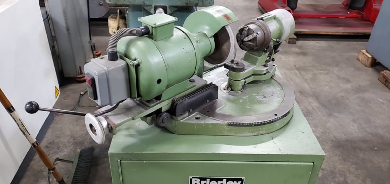 .4" to 1" Brierley #ZB25, drill grinder, 40-180&deg; point angles, 6" x3/4" grinding wheel, 1982 - Image 3