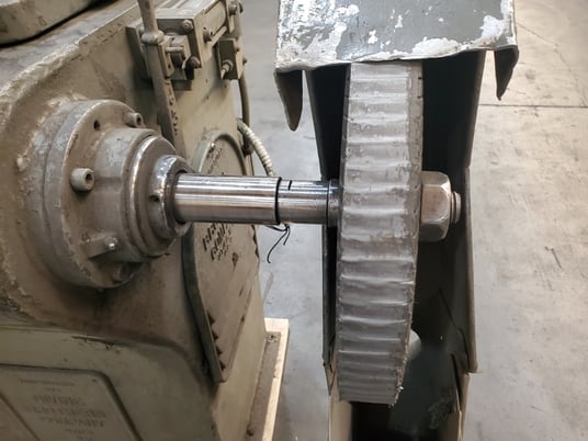 Divine Bros #VCS-5, double ended buffer, 5000 RPM, manually operated or air operated spindle brake lever - Image 3