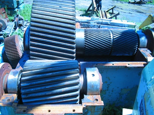 1000 HP, Pinion Gearbox, 20" Centers, Spare Gears - Image 2