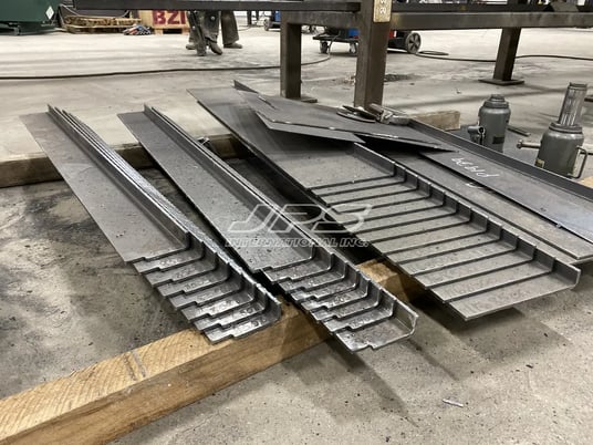 325 Ton, Standard Industrial #AB325-12, hydraulic press brake, 12' overall, 120" between housing, new built - Image 3